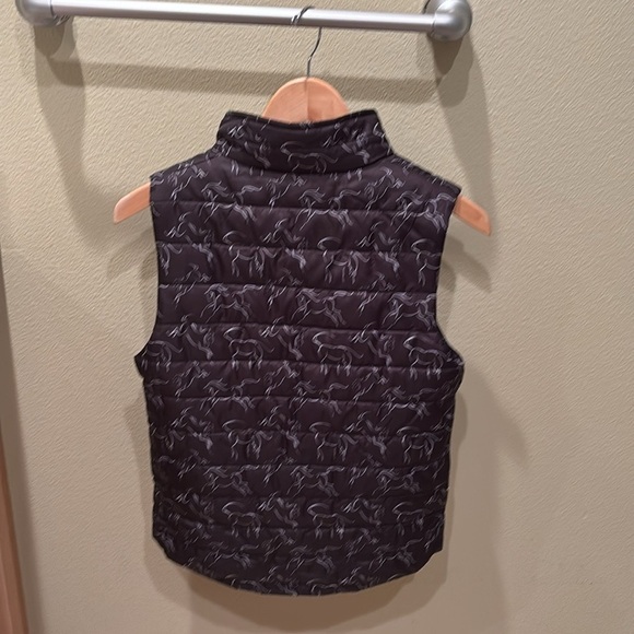 Kerrits kids horse puffer. It's a size Large - Picture 10 of 12